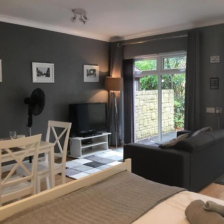 Self-Contained Apartment Corsham Zewnętrze zdjęcie